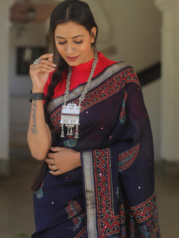 Handloom Maheshwari Silk Bagru Block Printed Mirror Work Saree-Blue