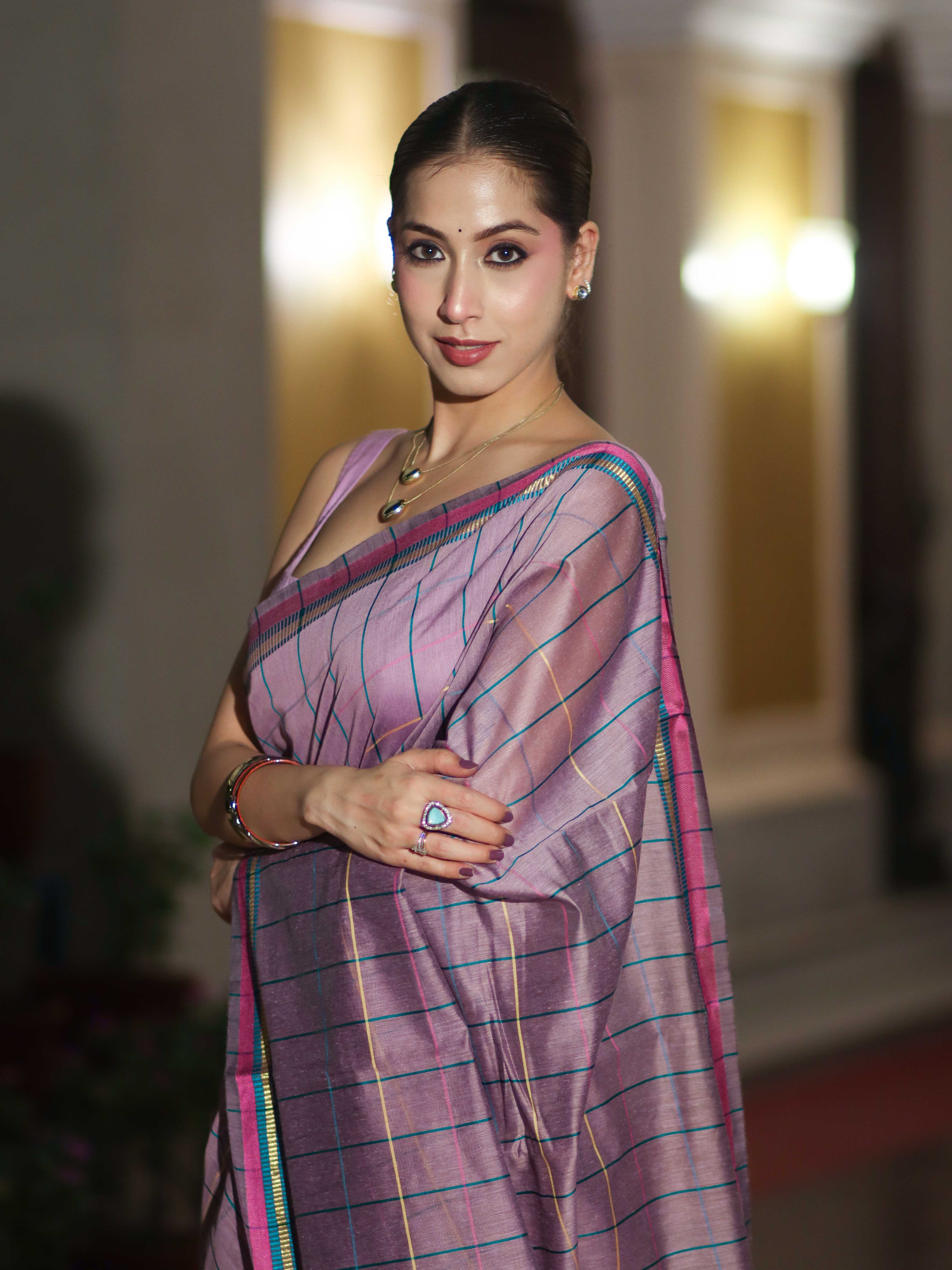 Banarasee Handloom Cotton Silk Saree With Checks Pattern & Border-Lavender
