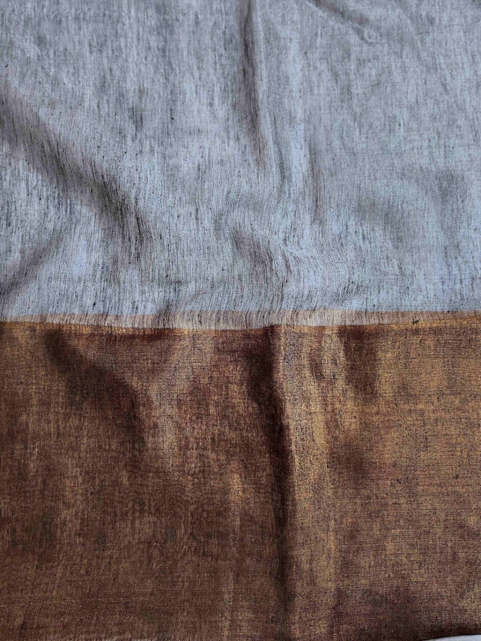 Banarasee Linen Tissue Metallic Shine Saree-Grey & Gold