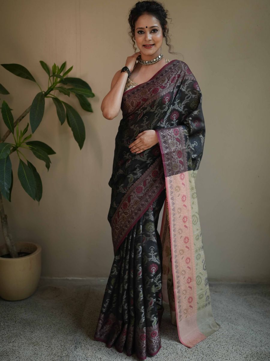 Banarasee Cotton Silk Jamdani Saree With Resham & Zari Design-Black