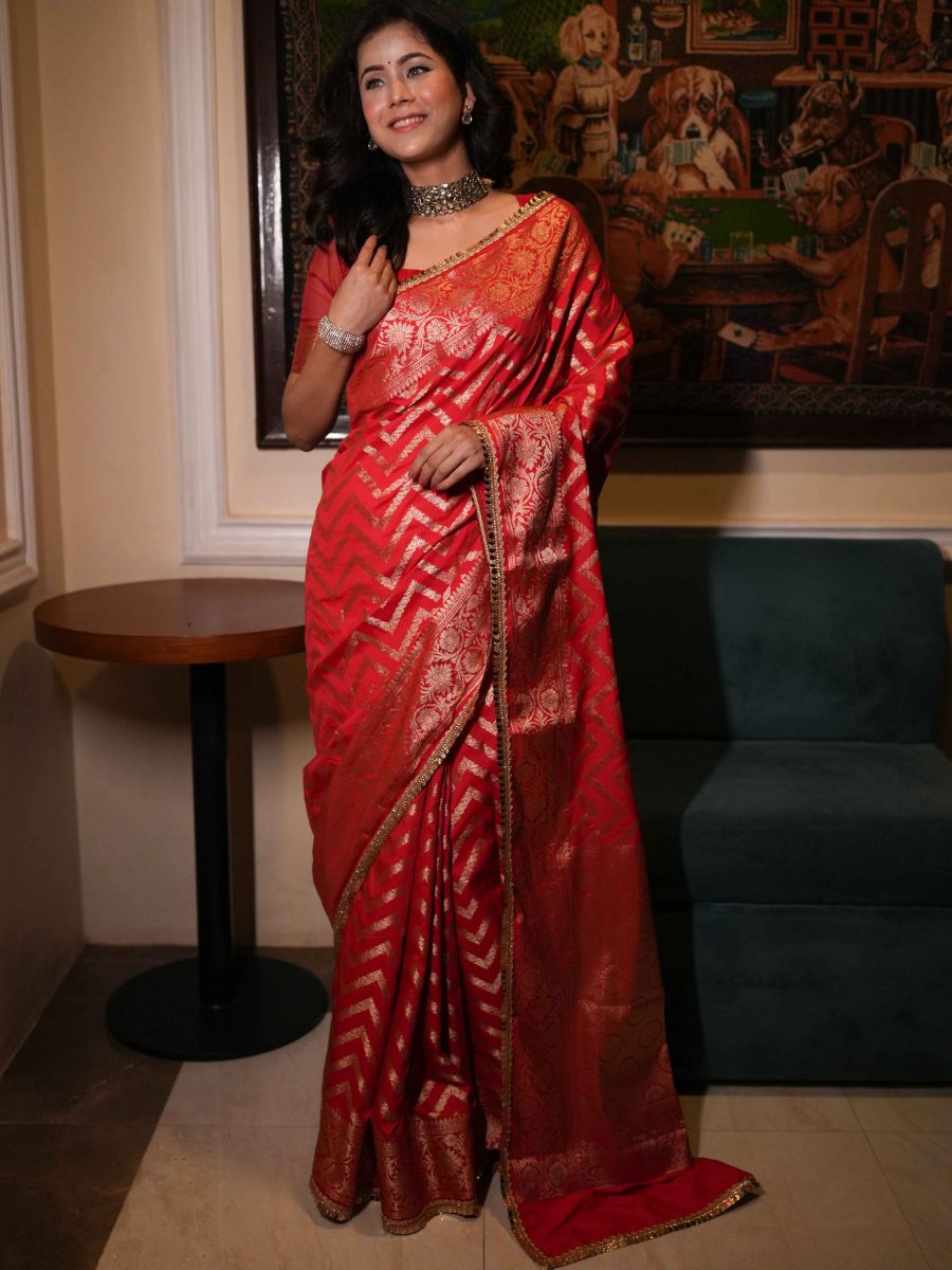 Banarasee Handwoven Semi Silk Saree With Zari Design & Lace-Red