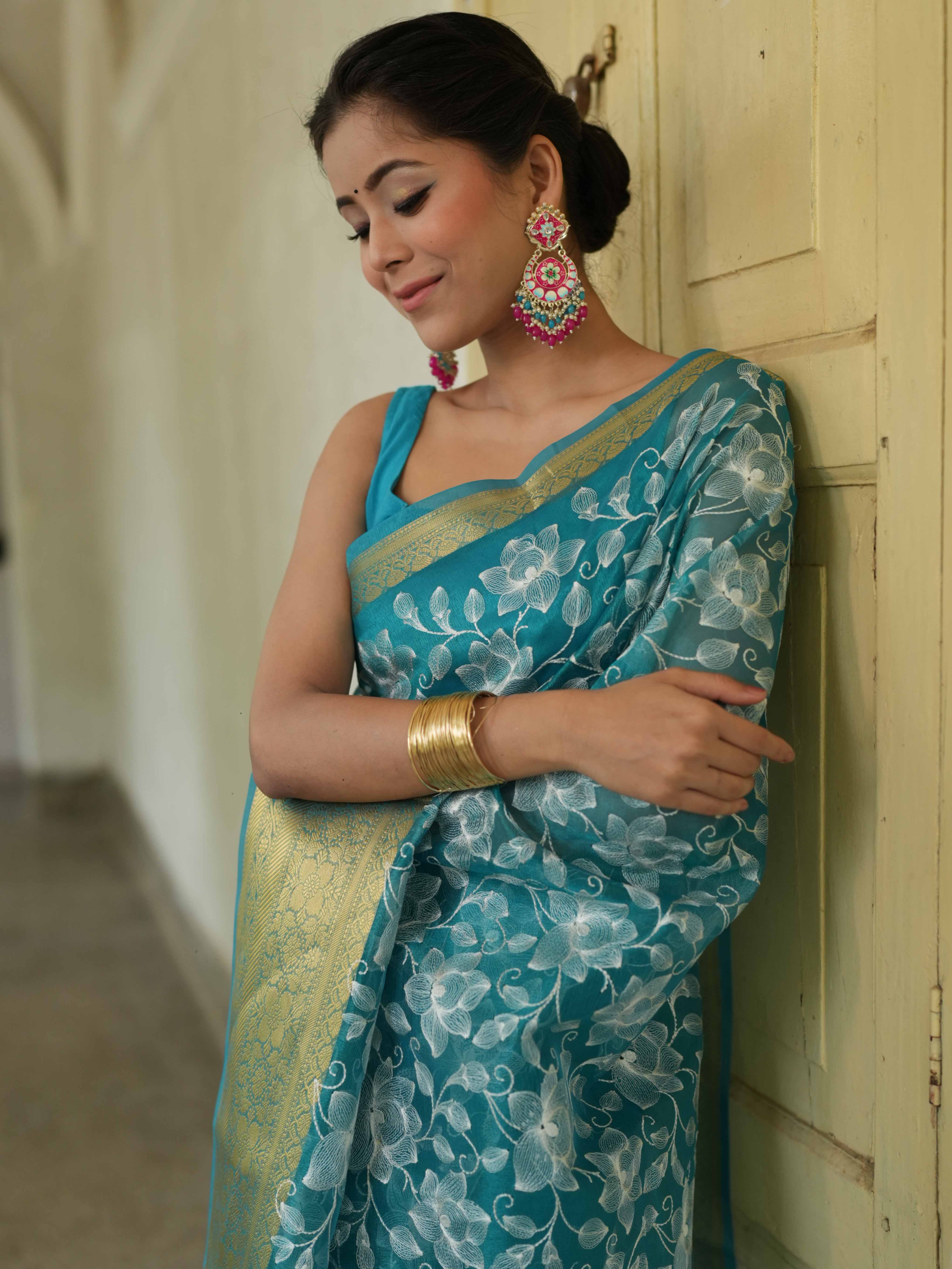 Banarasee Handwoven Broad Border Tissue Saree With Embroidered Jaal Design-Blue