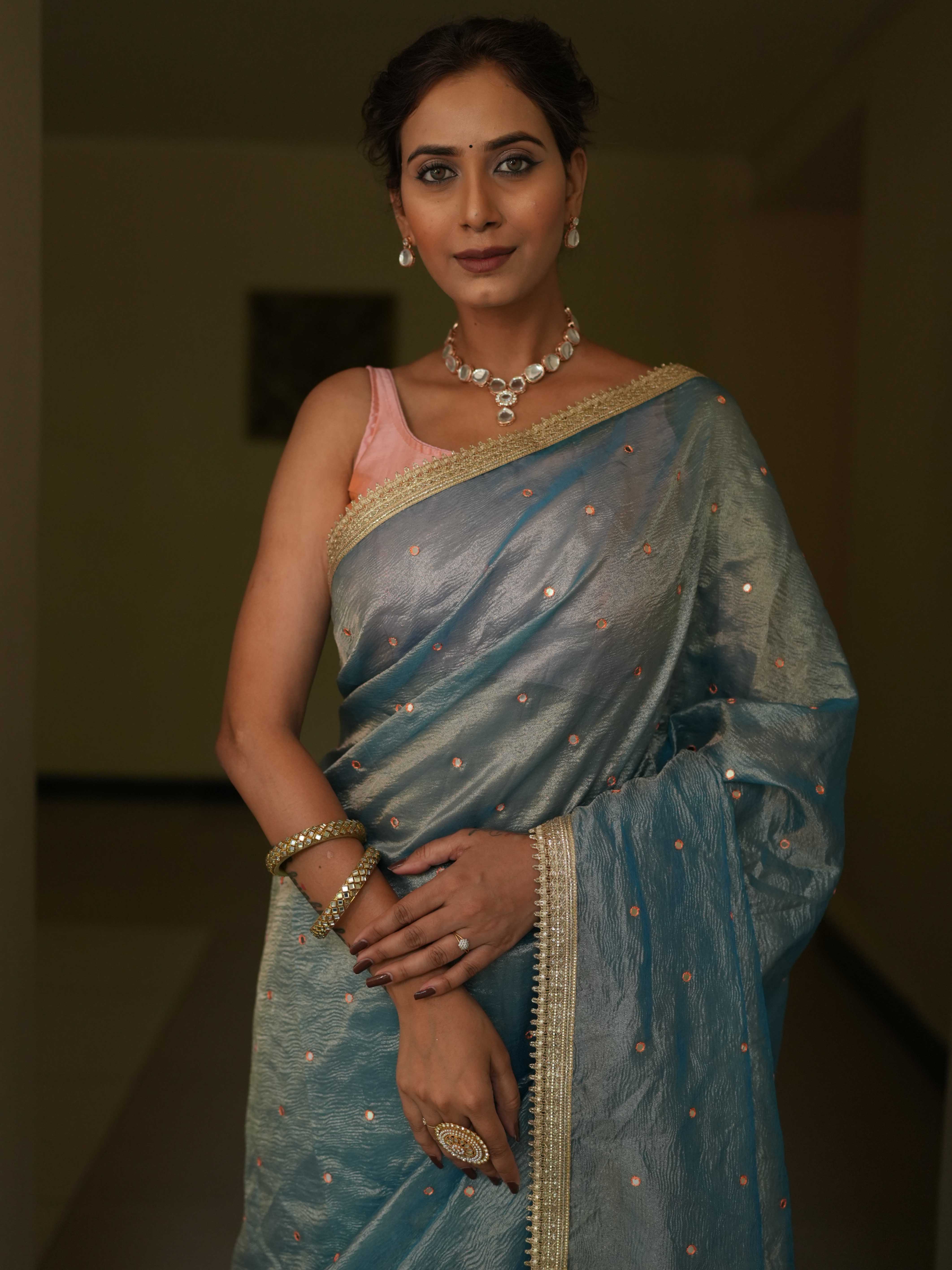 Banarasee Handwoven Mirror Work Crushed Tissue Saree With Lace With Contrast Blouse-Blue
