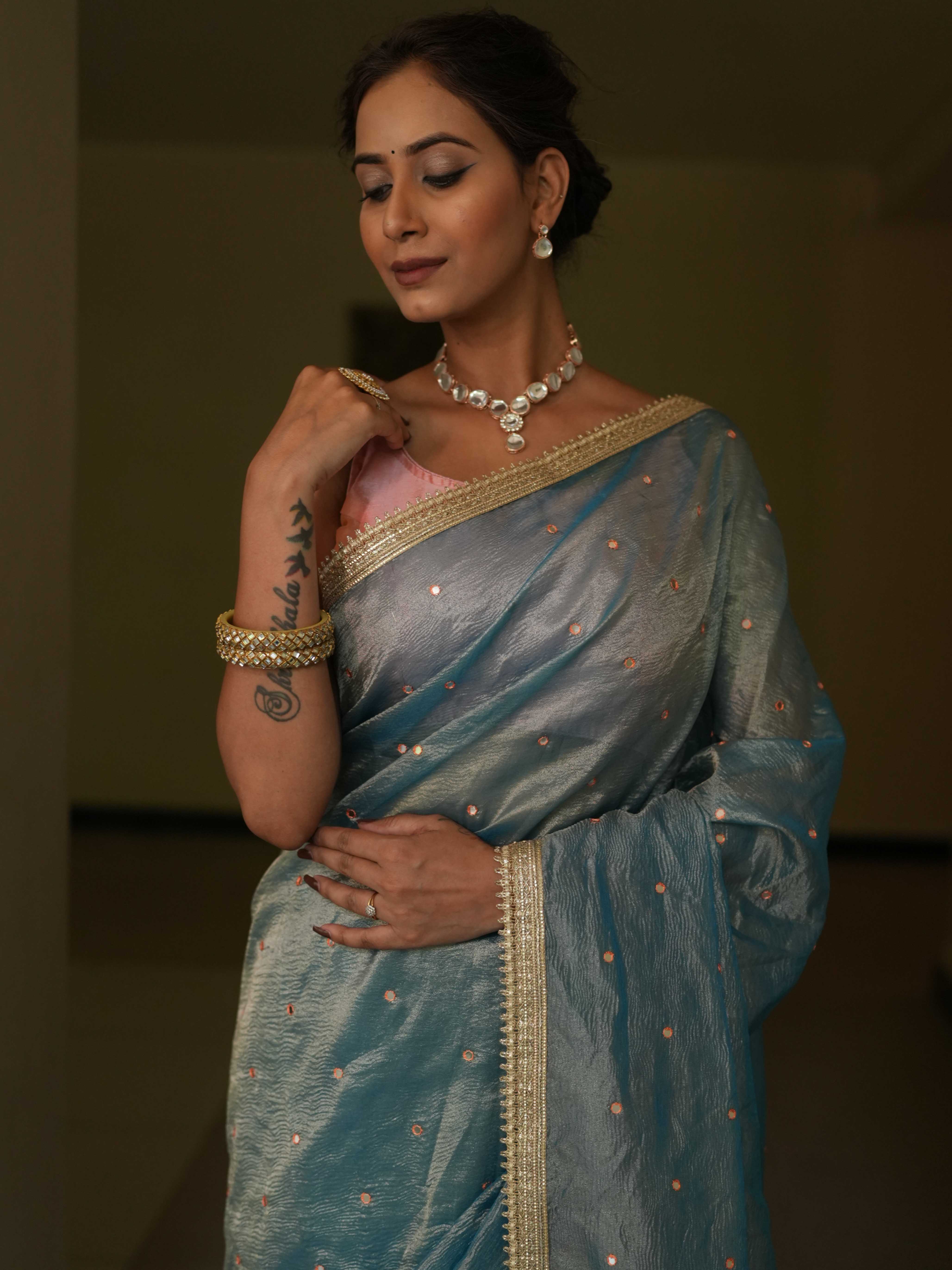 Banarasee Handwoven Mirror Work Crushed Tissue Saree With Lace With Contrast Blouse-Blue