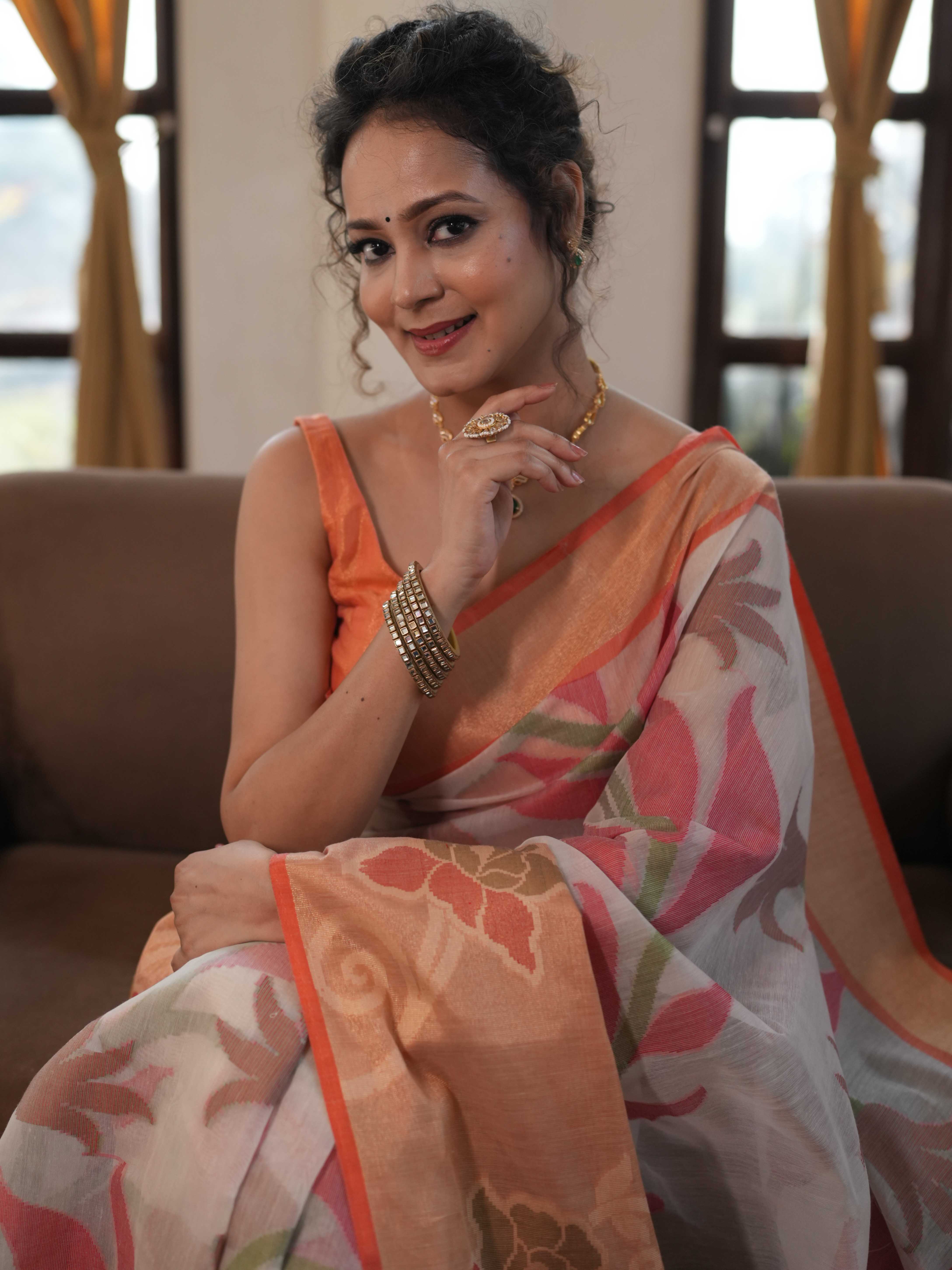 Banarasee Cotton Silk Saree With Resham Work & Pallu-Cream & Peach