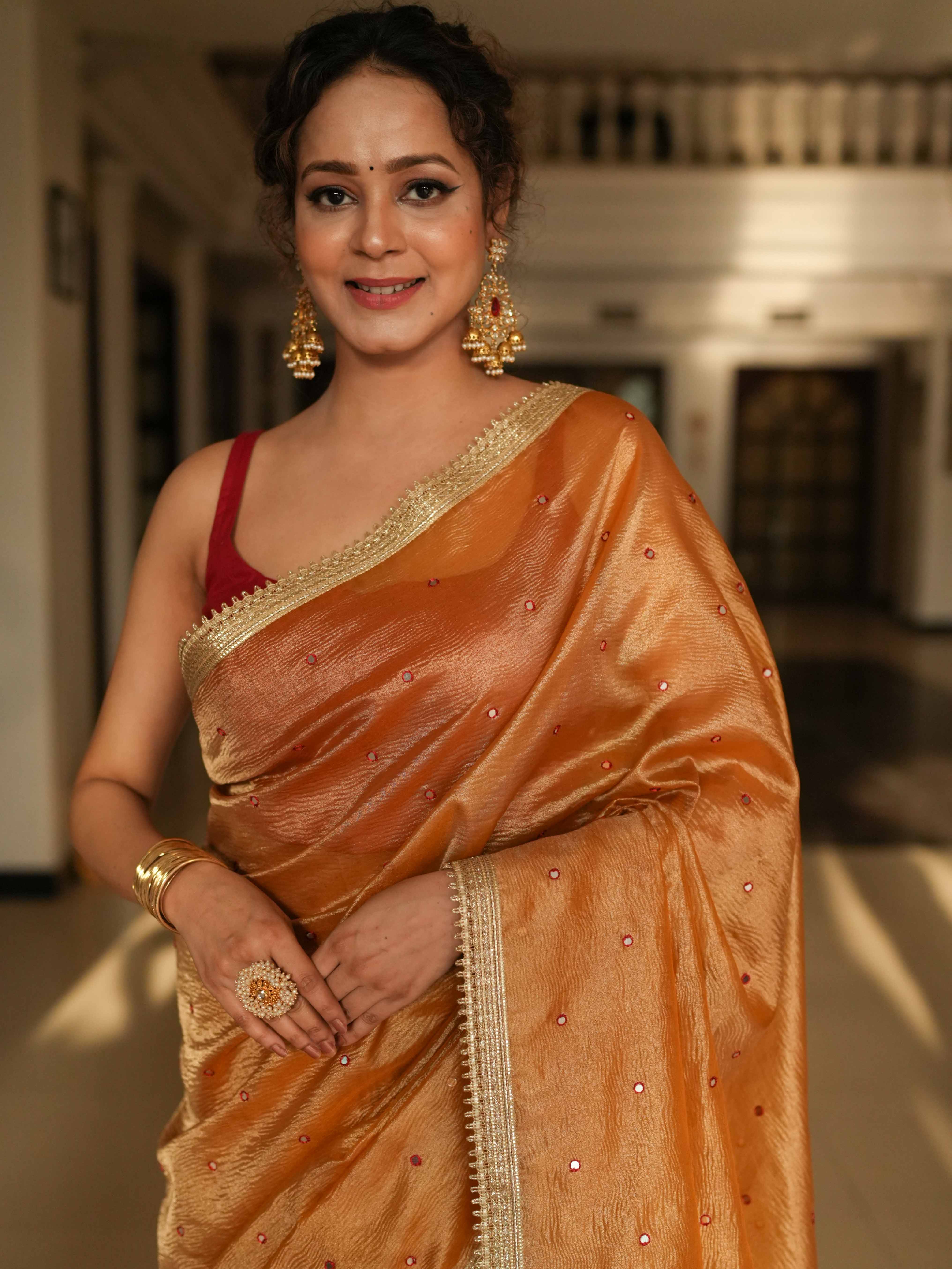 Banarasee Handwoven Mirror Work Crushed Tissue Saree With Border & Lace-Rust