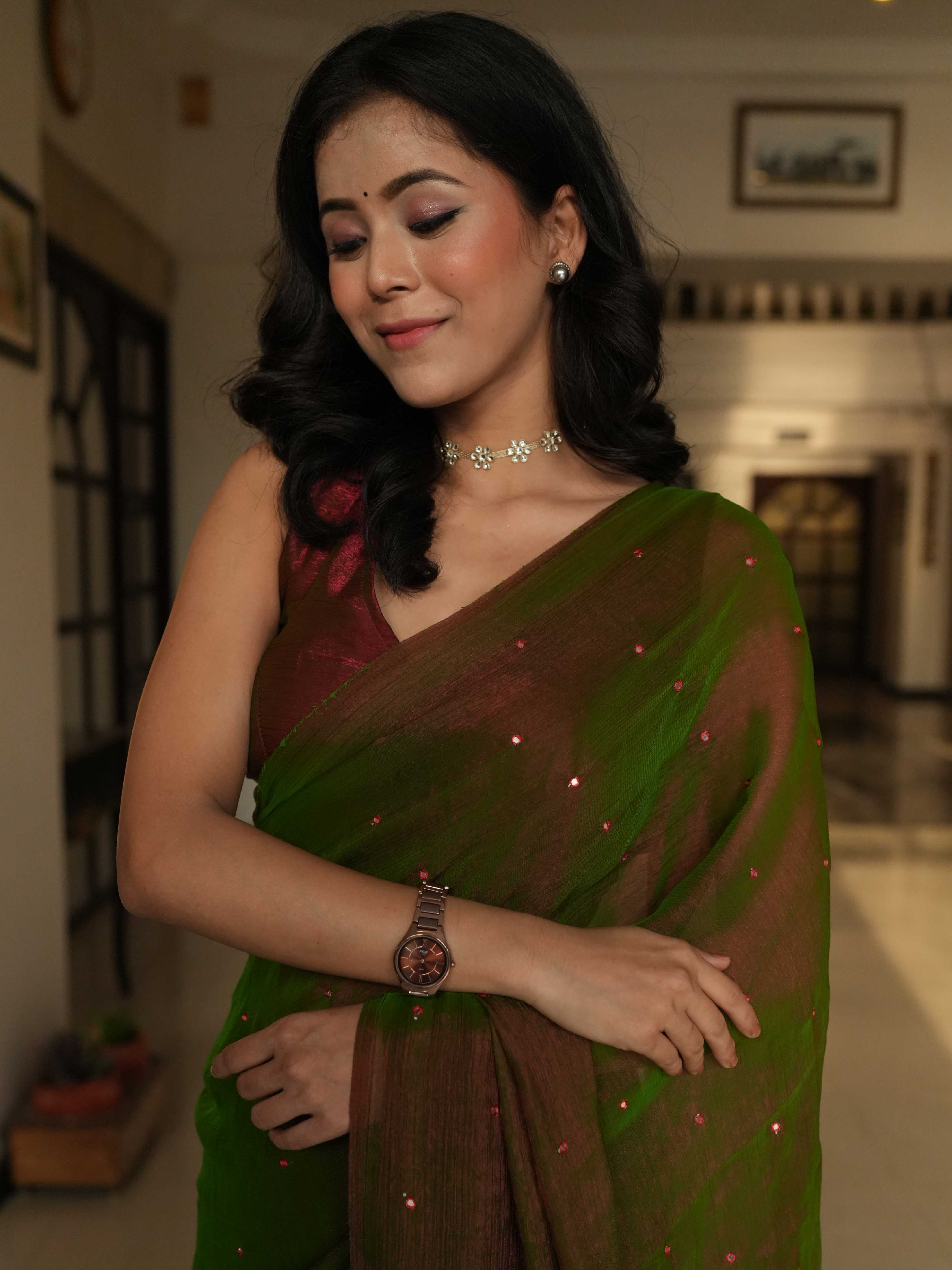 Banarasee Dual Shaded Chiffon Saree With Mirror Work-Green
