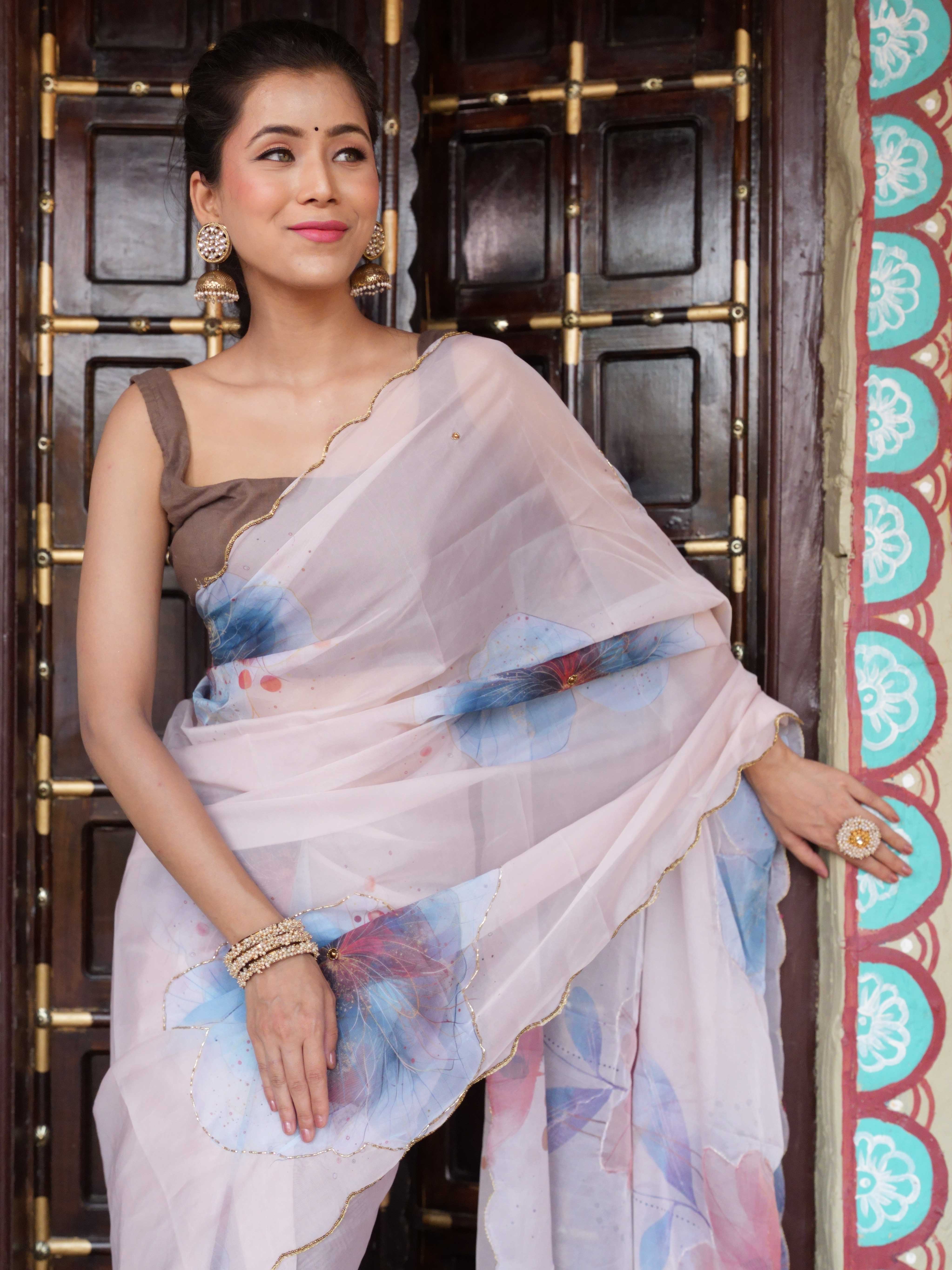 Banarasee Organza Silk Floral Printed Saree With Scallop Border-Cream