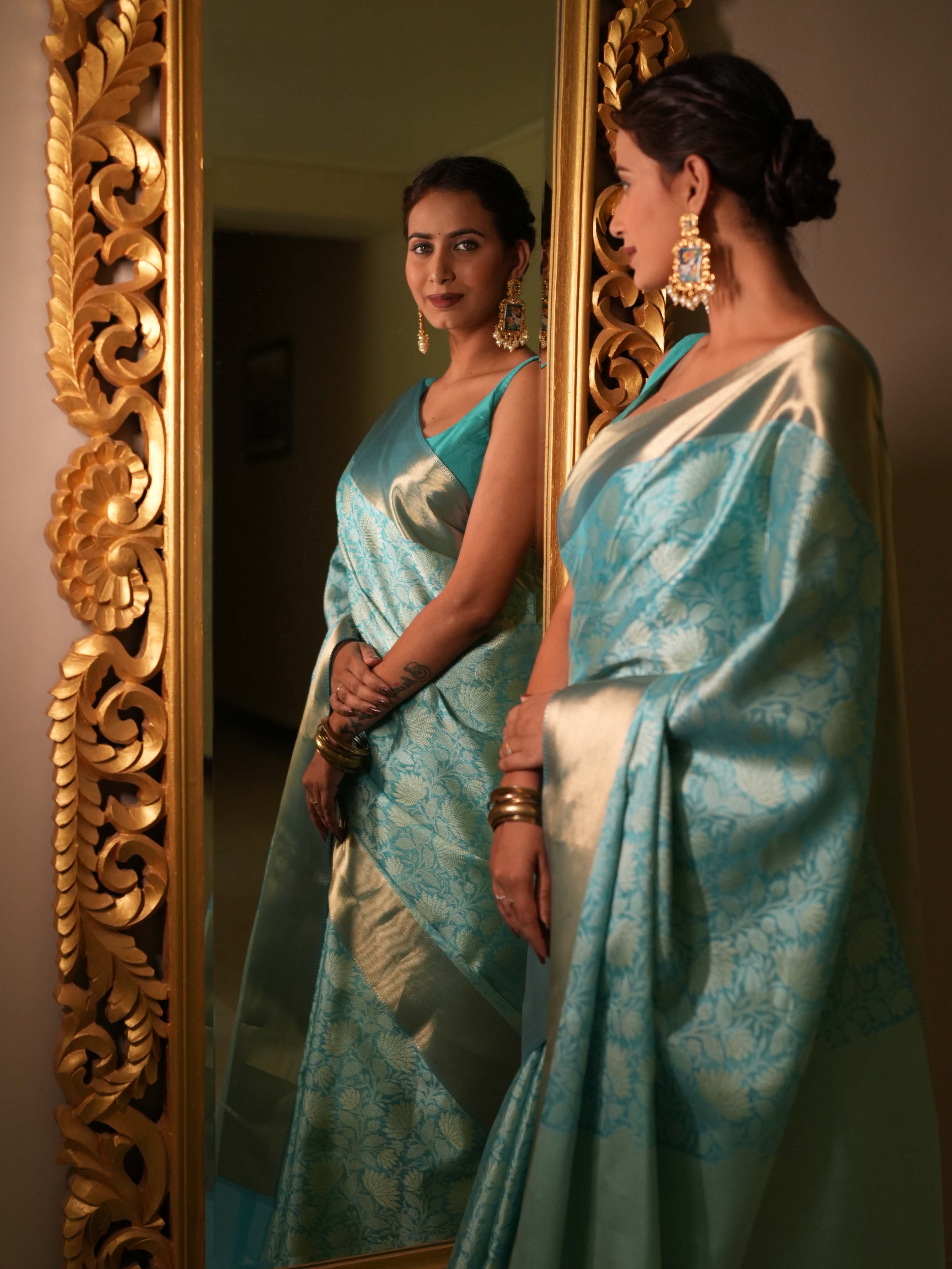 Banarasee Handwoven Semi Silk Saree With Zari Jaal Design-Green
