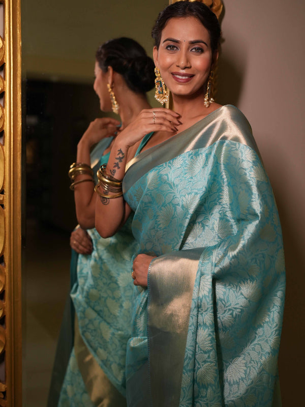 Banarasee Handwoven Semi Silk Saree With Zari Jaal Design-Green