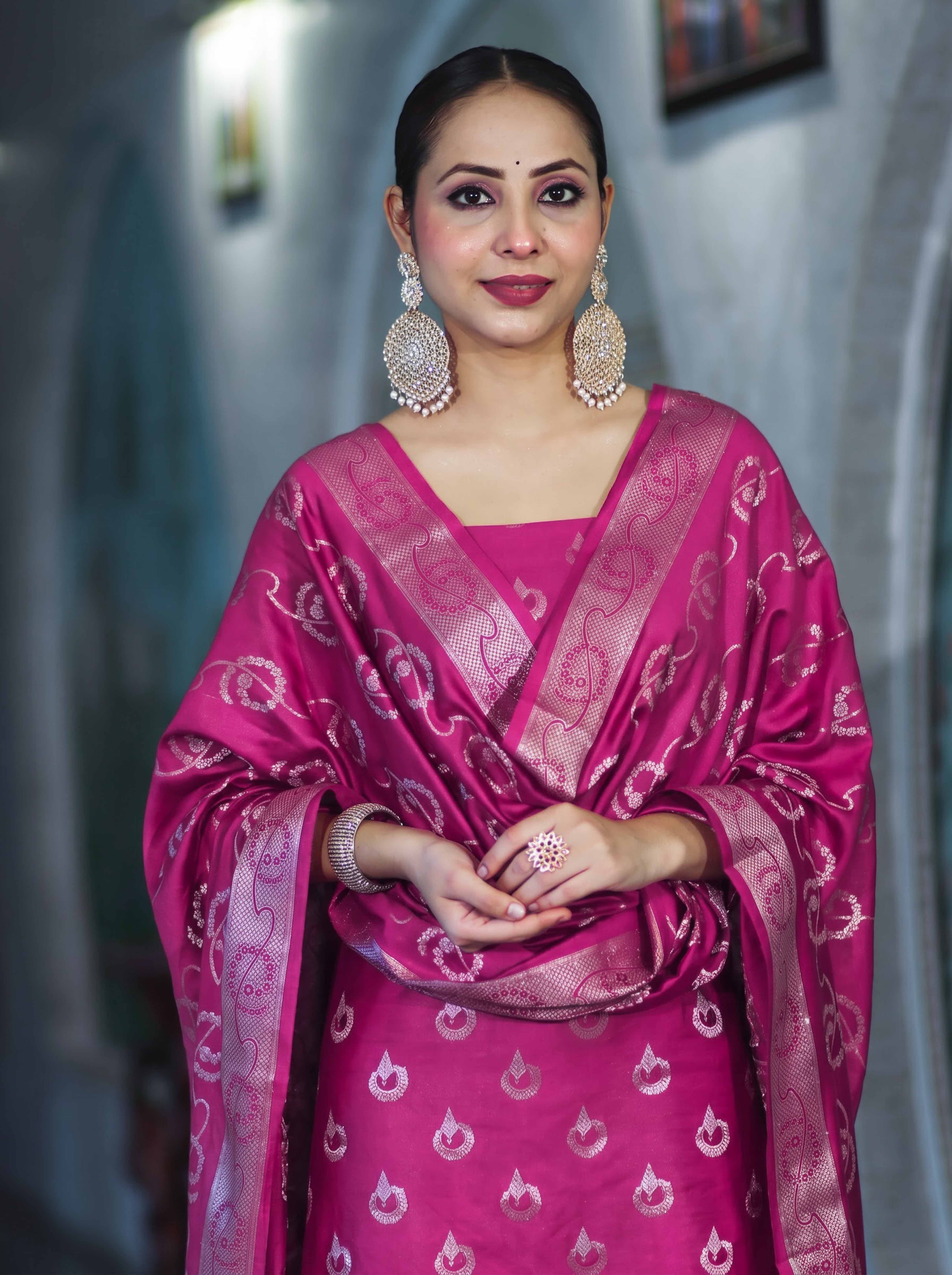Banarasee Zari Embroidered Chanderi Silk Salwar Kameez With Dupatta Set-Pink