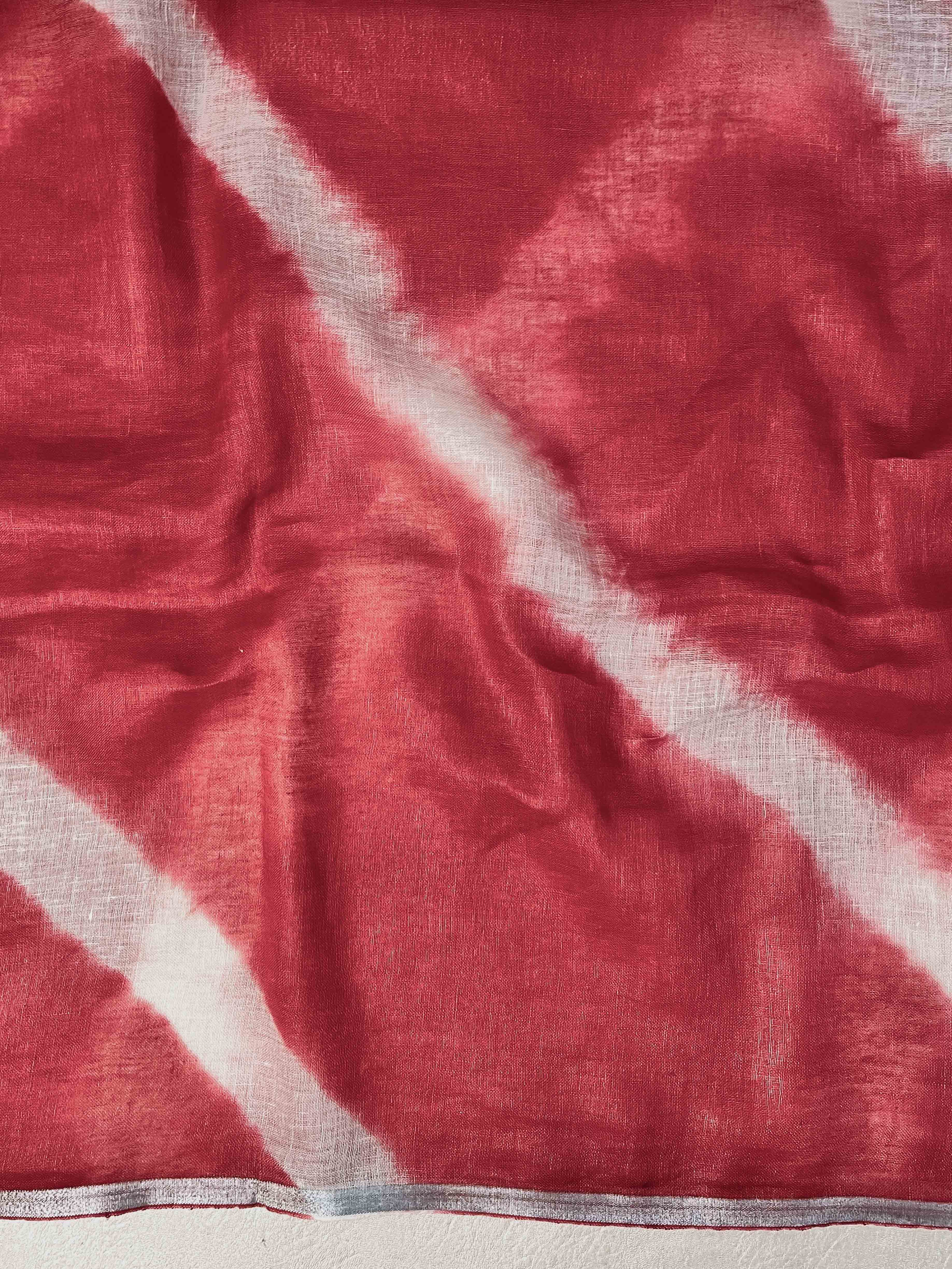 Bhagalpuri Handloom Pure Linen Cotton Hand Dyed Saree With Silver Zari Border-Red & White