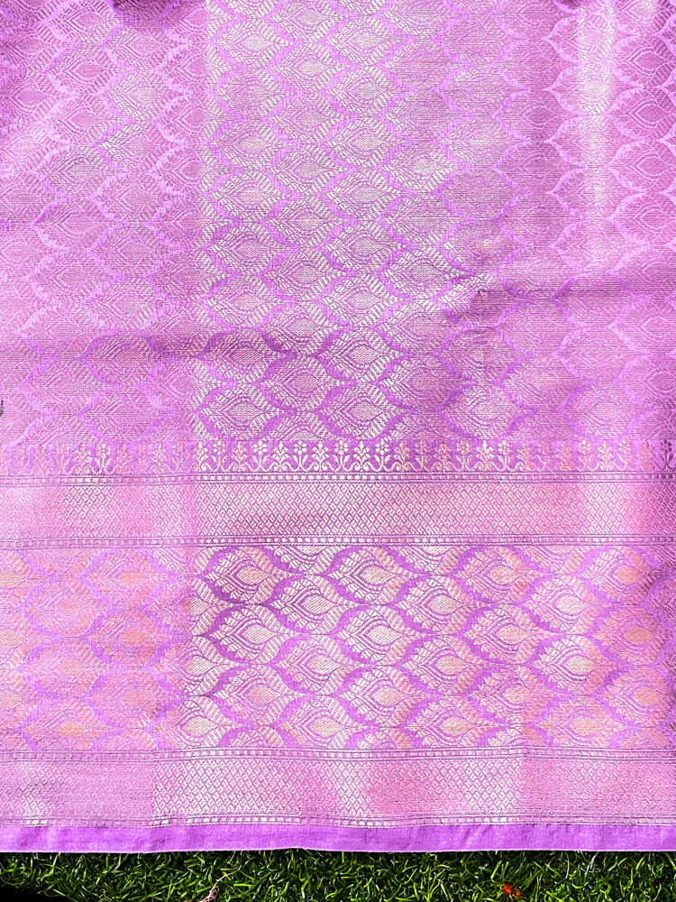 Banarasee Handloom Semi Silk Plain Saree With Zari Buta Design & Border-Onion Pink