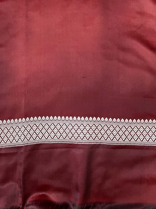 Banarasee Handloom Mashru Silk Saree With Tanchoi Work & Lace Border-Deep Maroon