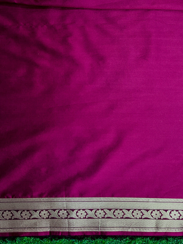 Banarasee Handloom Semi Katan Saree With Gold Zari Woven Design-Magenta