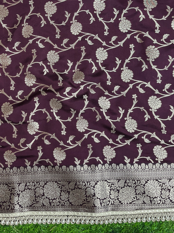 Banarasee Handloom Semi Silk Plain Saree With Zari Border & Lace-Burgundy