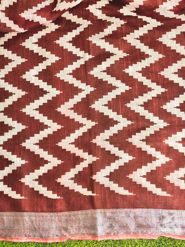 Bhagalpur Handloom Pure Linen Cotton Zig-Zag Pattern Saree-Maroon & White