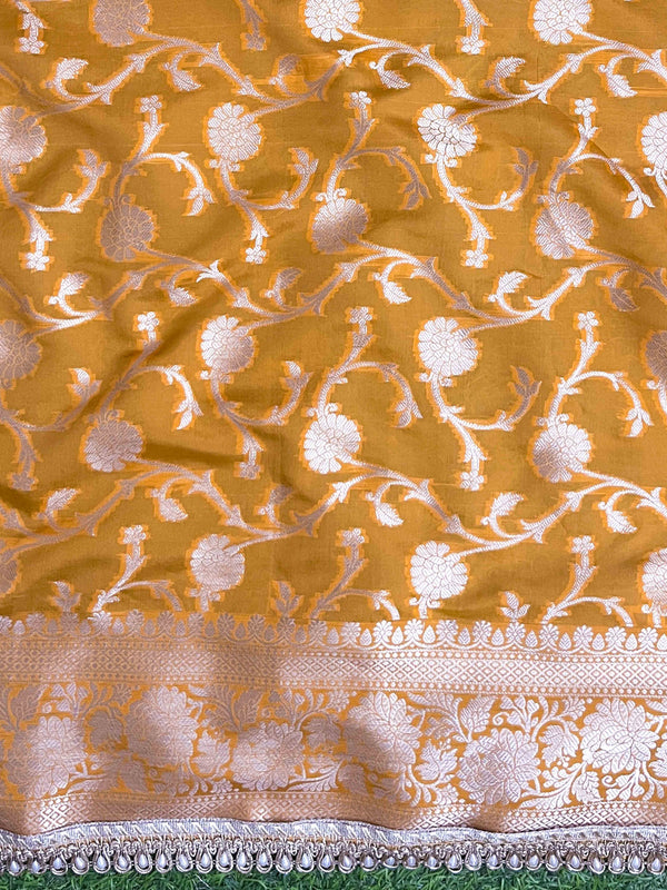 Banarasee Handloom Semi Silk Plain Saree With Zari Border & Lace-Mustard Yellow