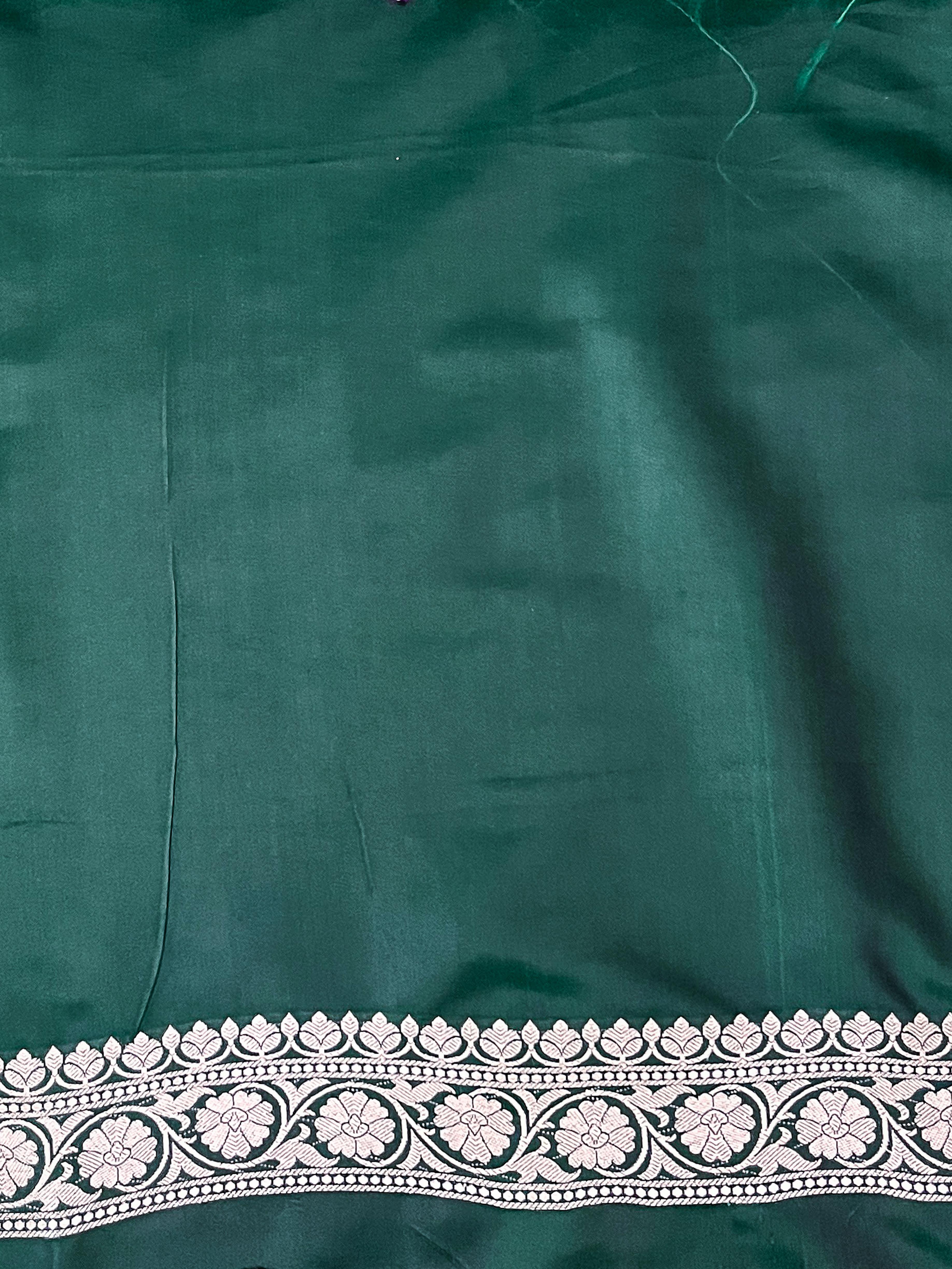 Banarasee Handloom Mashru Silk Saree With Zari Buti Design & Lace Border-Deep Green