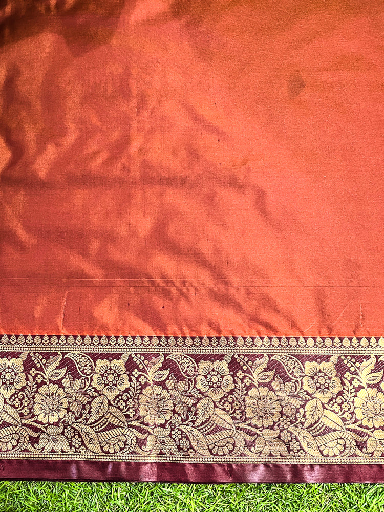 Banarasee Handloom Semi Silk Saree With Buti Design & Contrast Zari Border-Rust & Burgundy