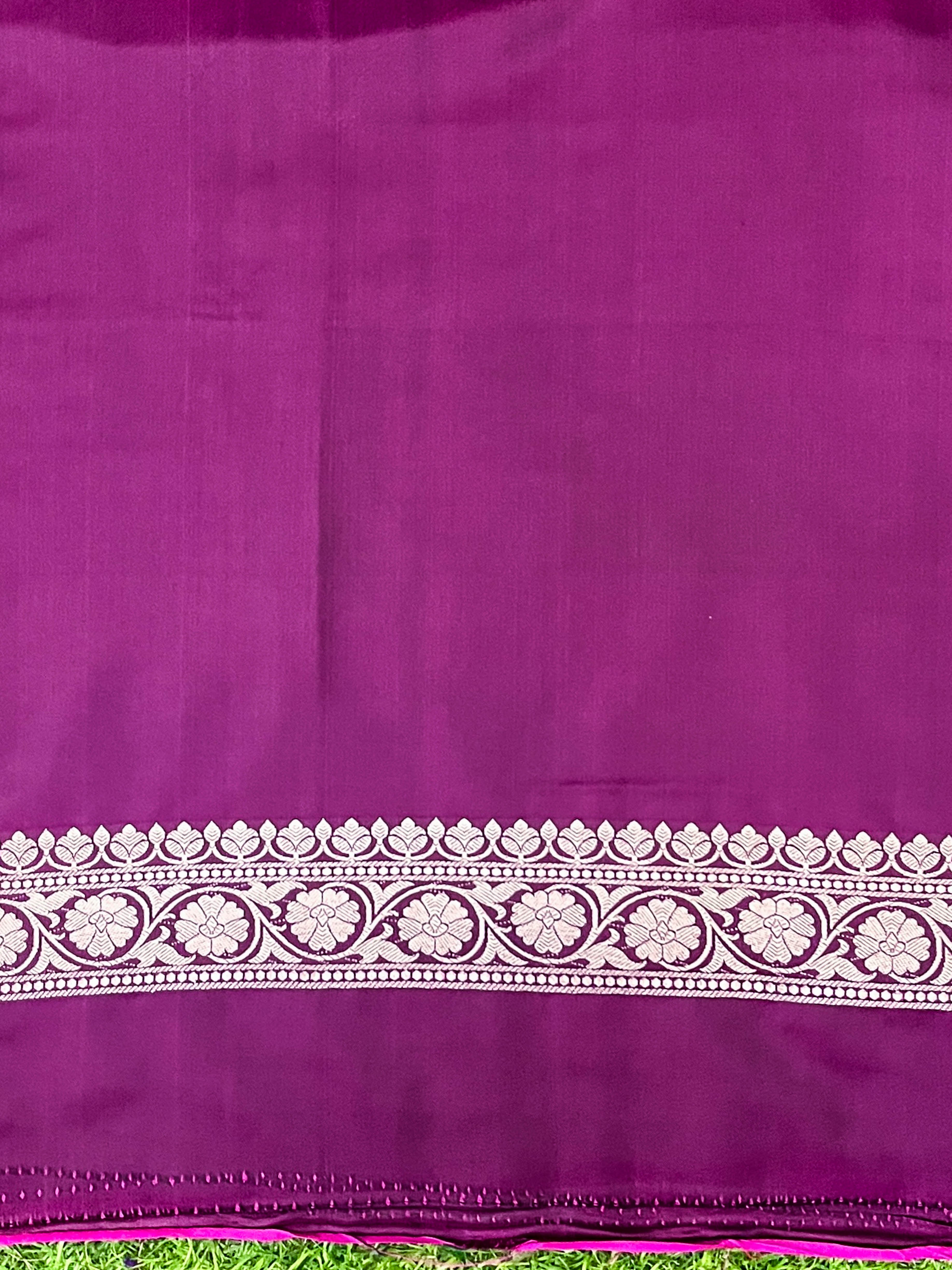 Banarasee Handloom Mashru Silk Saree With Zari Buti Design & Lace Border-Magenta
