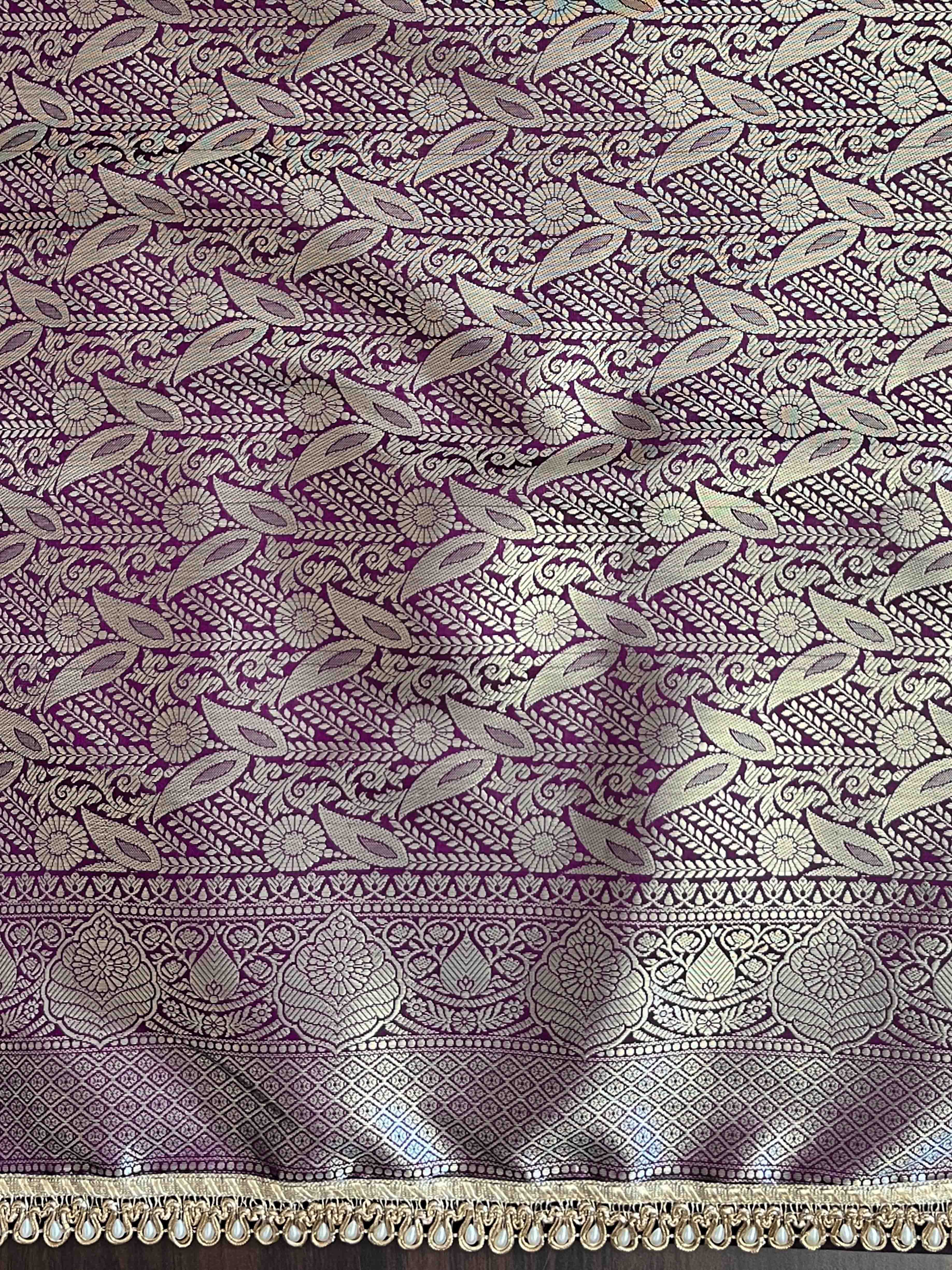 Banarasee Handloom Semi Silk Plain Saree With Zari Border & Lace-Purple