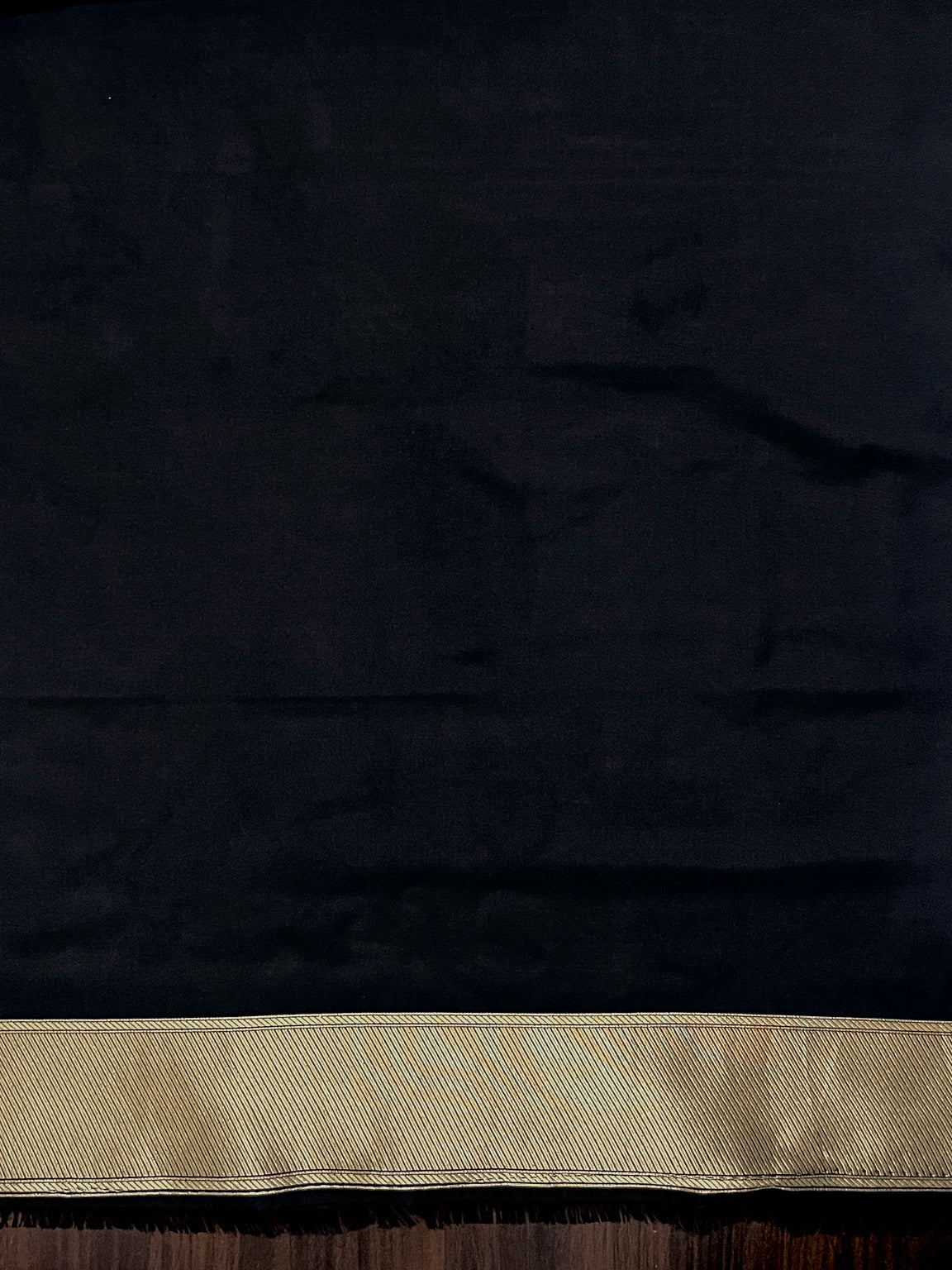 Banarasee Handloom Plain Semi Katan Saree With Ganga Ghat Zari Border-Black