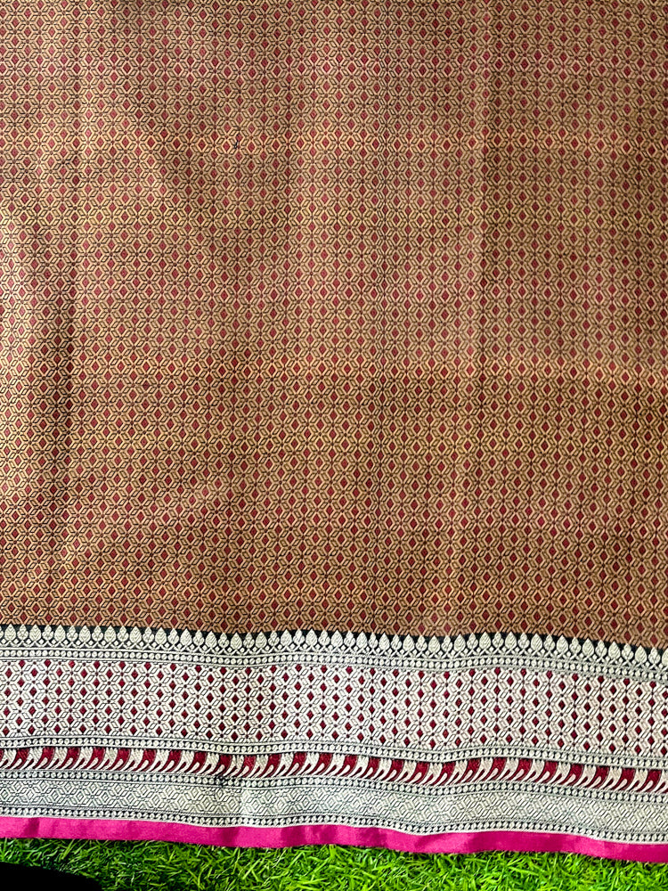 Banarasee Jamewar Tanchoi Soft Silk Saree with Contrast Border-Brown