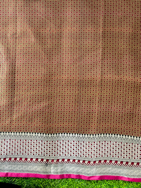 Banarasee Jamewar Tanchoi Soft Silk Saree with Contrast Border-Brown