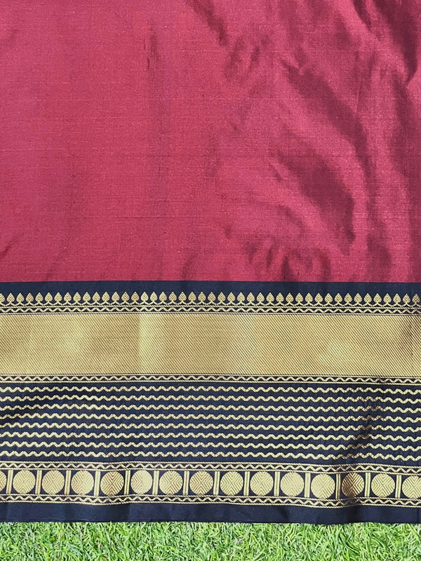 Banarasee Handloom Semi Silk Plain Saree With Contrast Border & Lace-Maroon