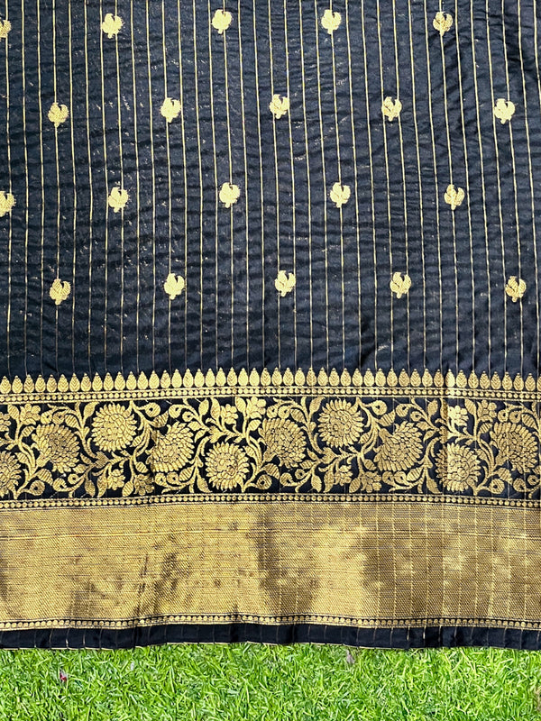 Banarasee Handloom Semi Silk Tissue Saree With Zari Design & Broad Border-Black & Peach Pink