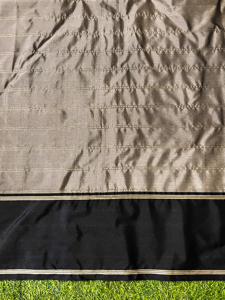 Banarasee Handloom Semi Silk Saree With Checks Pattern & Contrast Border-Grey & Black