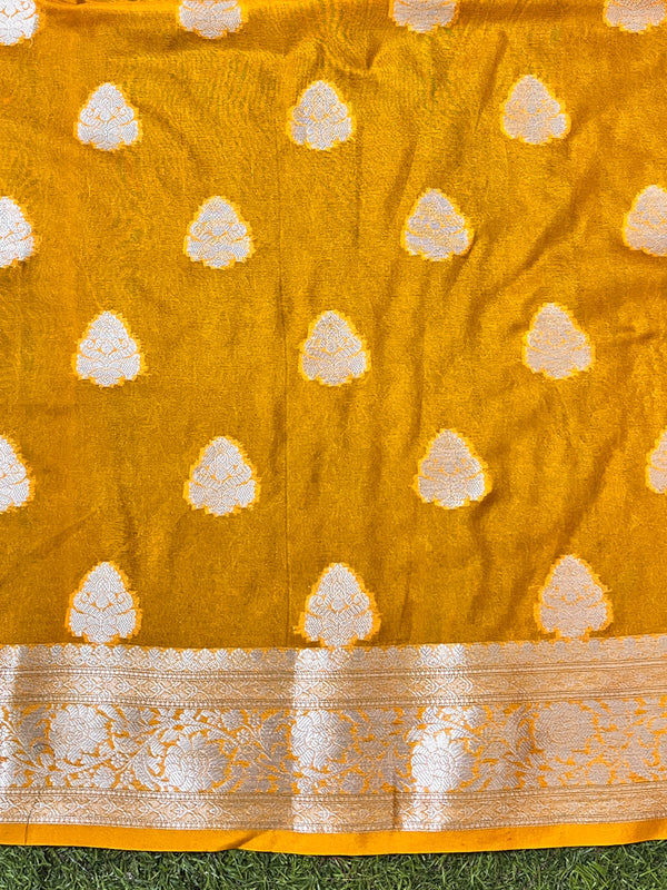 Banarasee Handwoven Dual Color Semi-Chiffon Saree With Zari Work-Lavender & Yellow