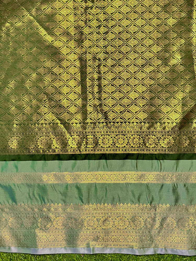 Banarasee Handloom Semi Silk Saree With Buti Design & Contrast Zari Border-Green