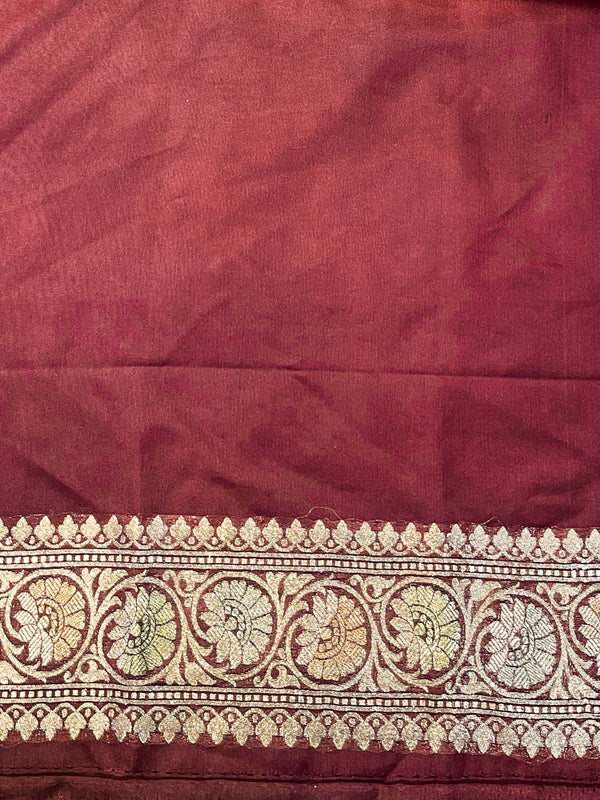 Banarasee Handloom Semi Silk Saree With Buta Design Zari Border & Lace-Burgundy