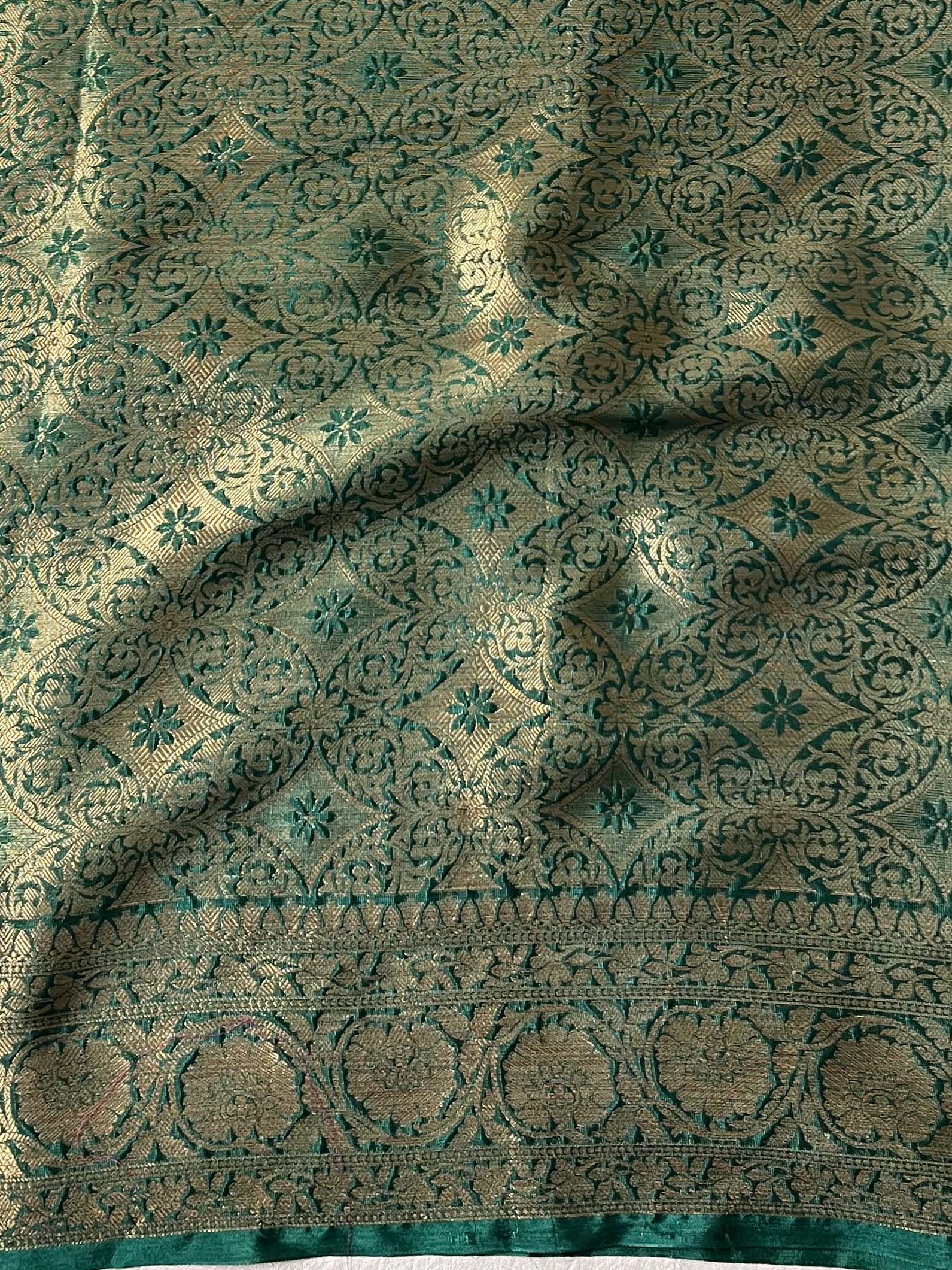 Banarasee Handwoven Semi Silk Plain Saree With Zari Border-Green