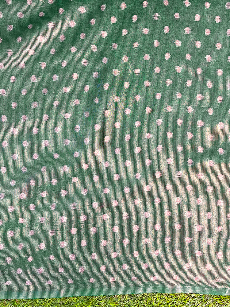 Banarasee Handloom Plain Tissue Saree With Contrast Zari Border& Lace-Cream & Green