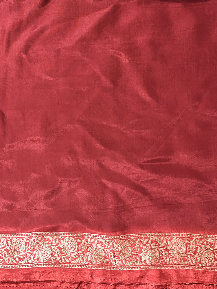 Banarasee Handloom Soft Silk Saree With Antique Zari Buti Design & Border-Maroon