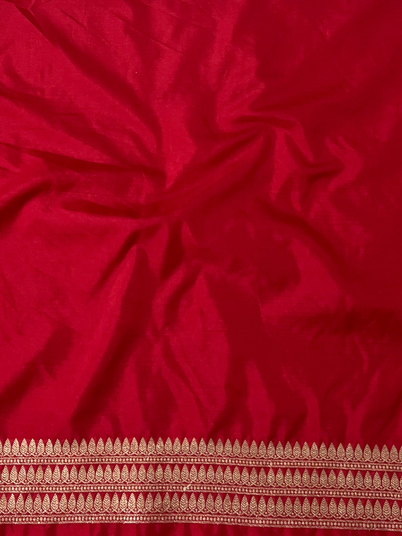 Banarasee Semi-Katan Zari Buta Saree-Green & Red