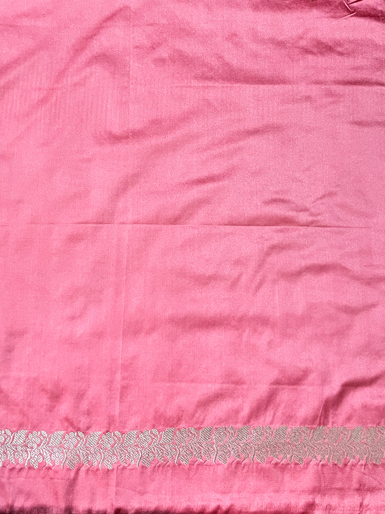 Banarasee Handloom Mashru Silk Saree With Meenadar Skirt Border & Lace-Peachy Pink