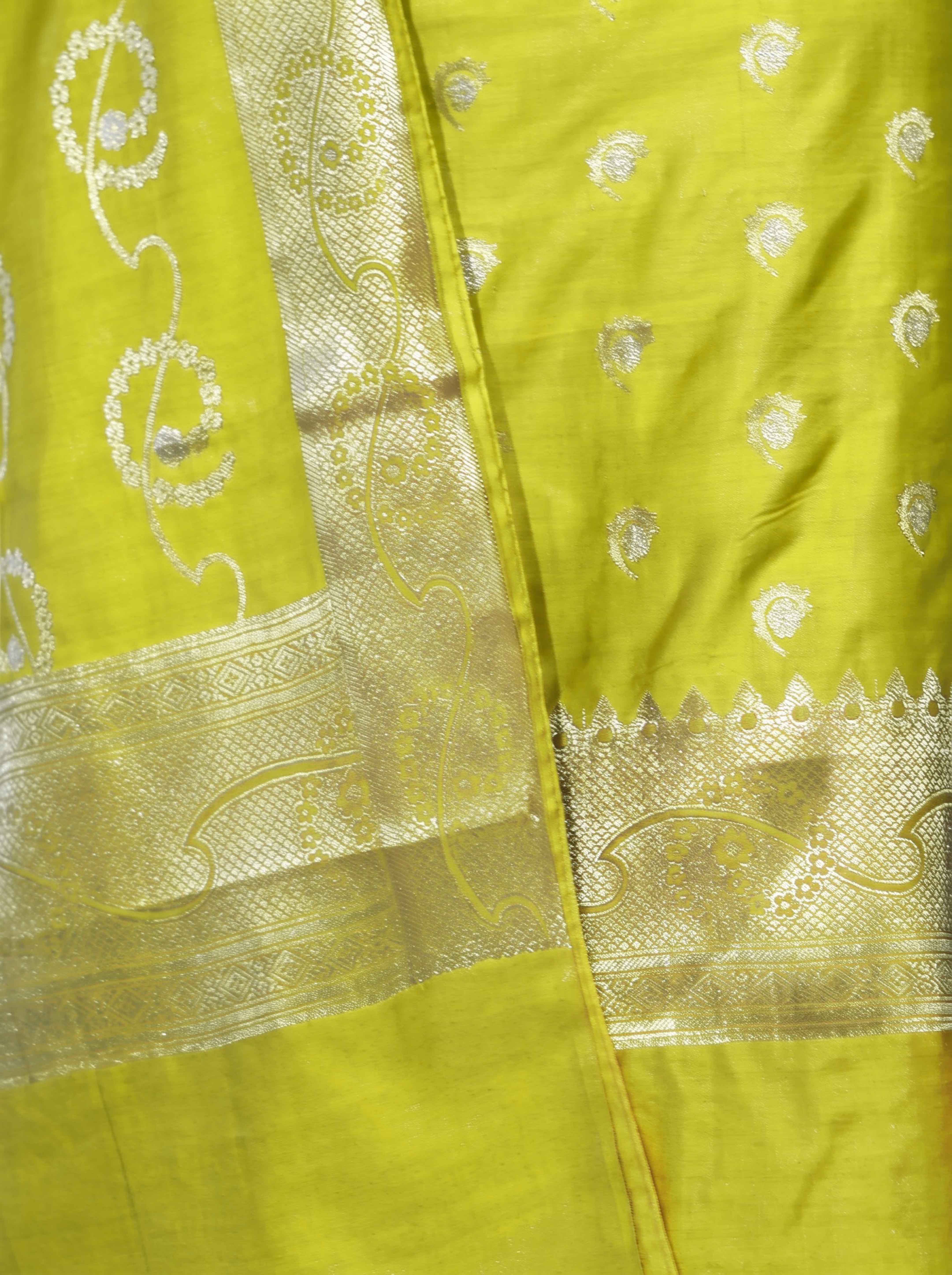 Banarasee Zari Embroidered Chanderi Silk Salwar Kameez With Dupatta Set-Lime Yellow