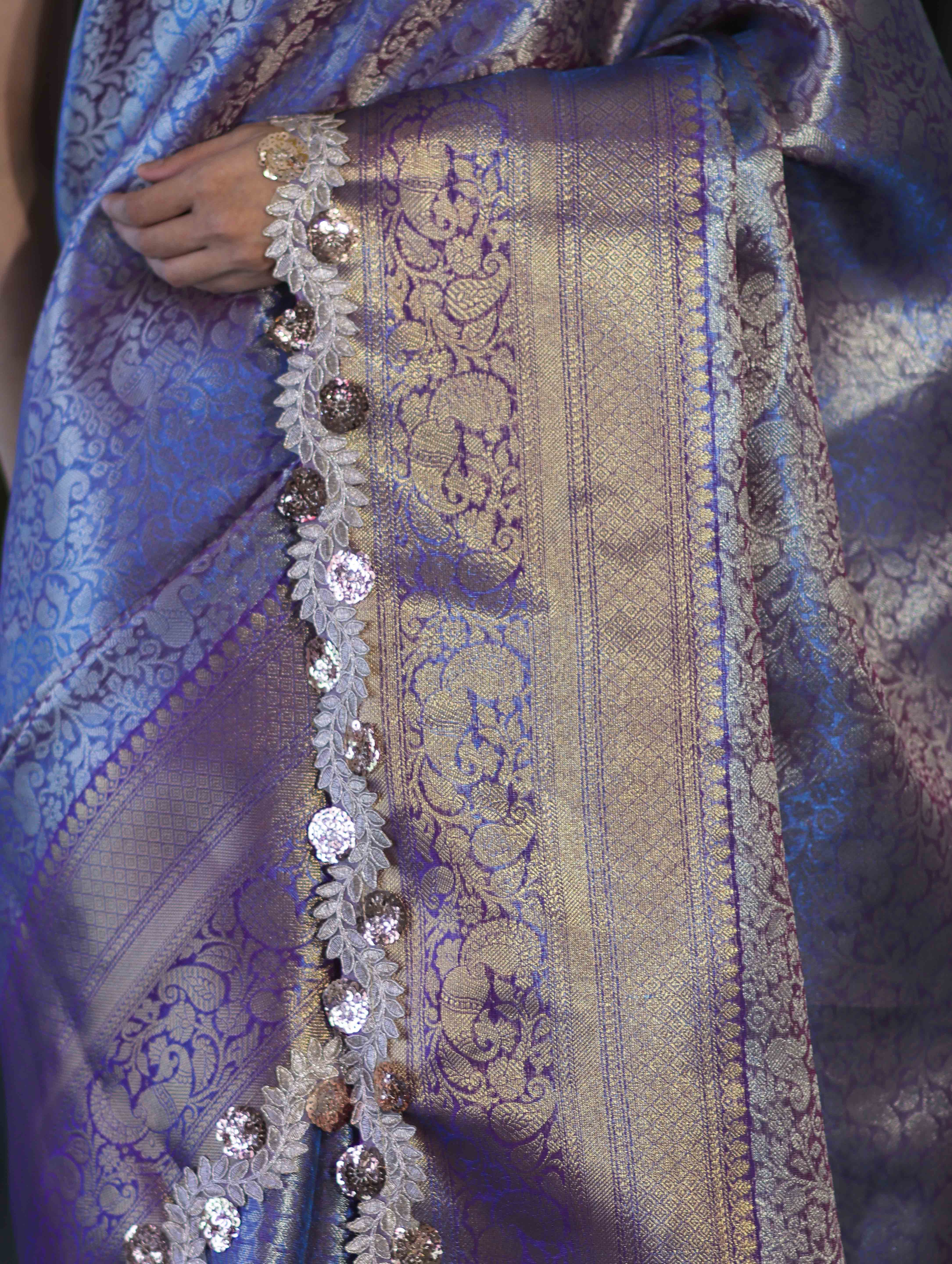 Banarasee Handloom Dual Tone Tissue Saree With Zari Weaving Floral Work & Lace Border-Blue & Violet