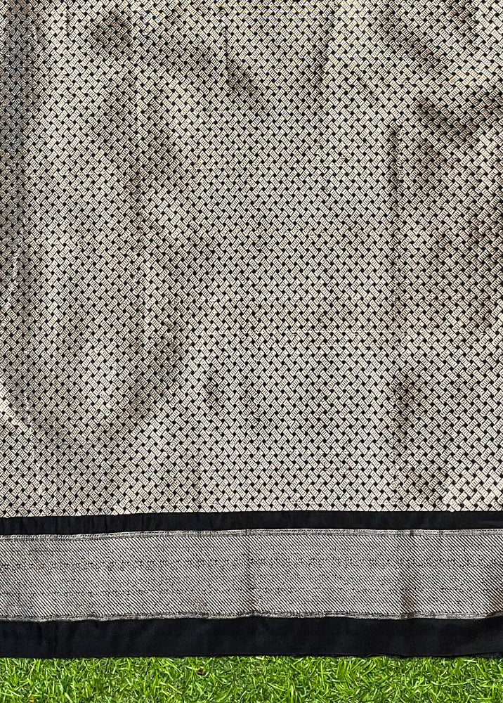 Banarasee Handloom Semi Silk Saree With Sona Rupa Zari Buti Design & Floral Border-Black
