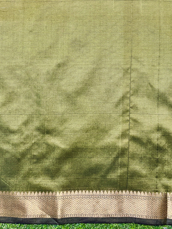 Banarasee Handloom Cotton Silk Plain Saree With Contrast Pallu & Border-Black & Green