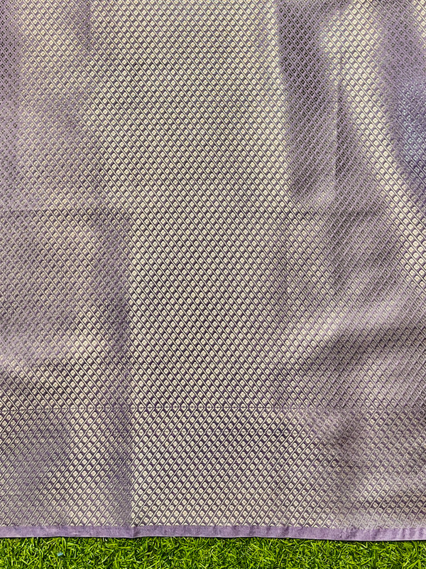 Banarasee Handloom Semi Silk Saree With Zari Buti Design & Lace Border-Lilac