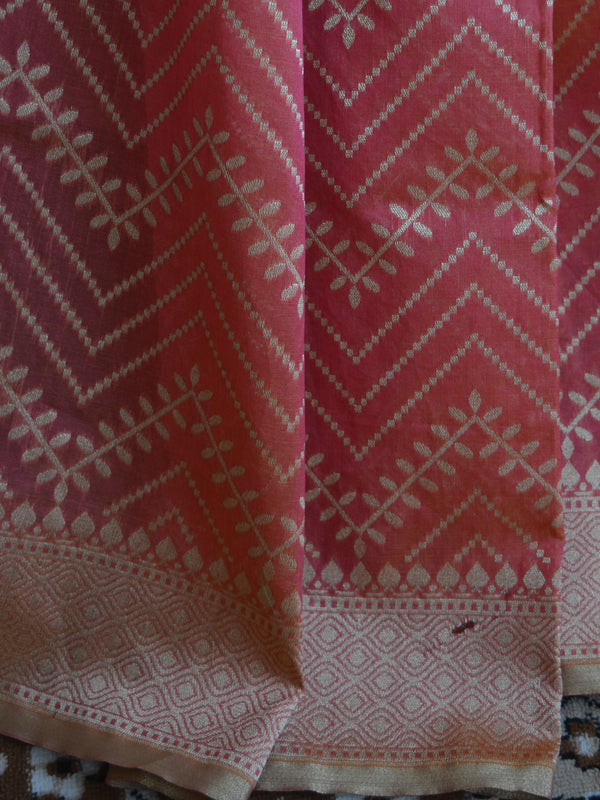Banarasee/Banarasi  Handloom Cotton Silk Dual Tone Sari With Zari Weaving-Peach
