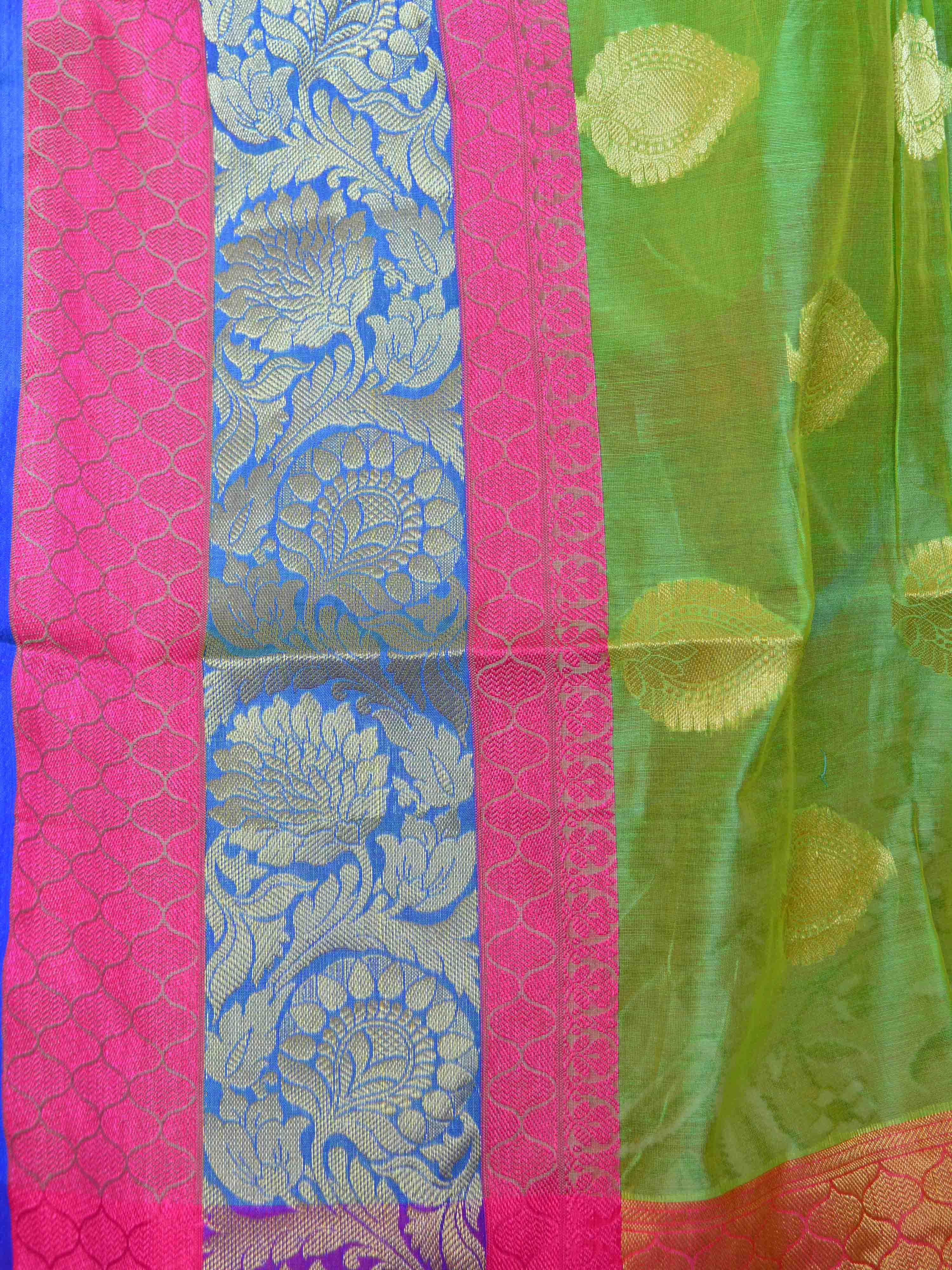 Banarasee Handloom Silk Cotton Saree With Zari Buti & Contrast Floral Border-Green