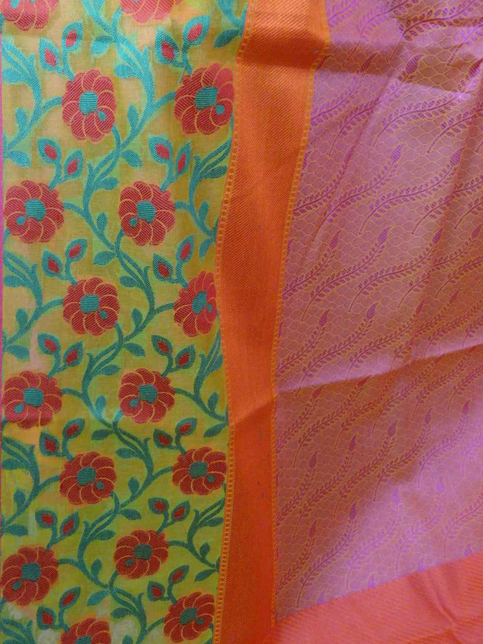 Banarasee Cotton Silk Tanchoi Weave Saree With Contrast Woven Floral Border-Peach(Dual Tone)
