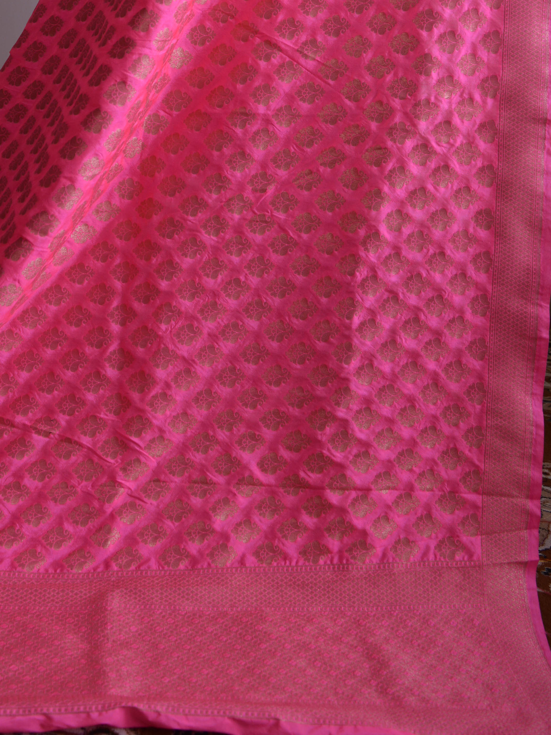 Banarasee Salwar Kameez Semi Silk Zari Jaal Work Fabric & Neon Pink Dupatta-Pastel Green