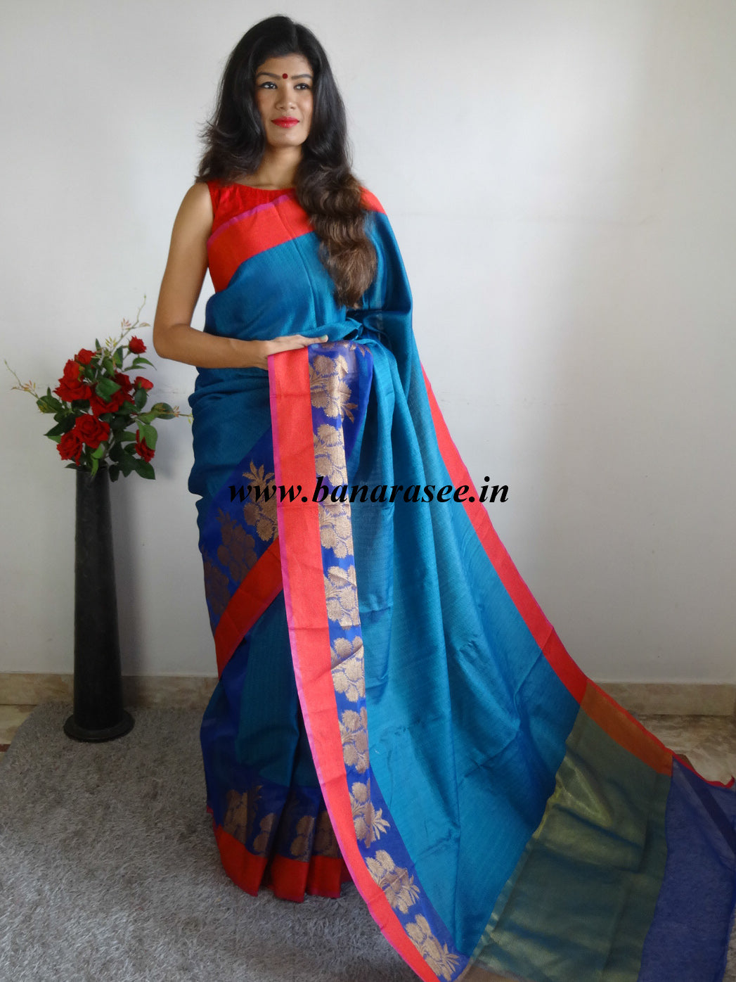 Banarasee Cotton Silk Tanchoi Weave Saree With Contrast Woven Red Border-Blue